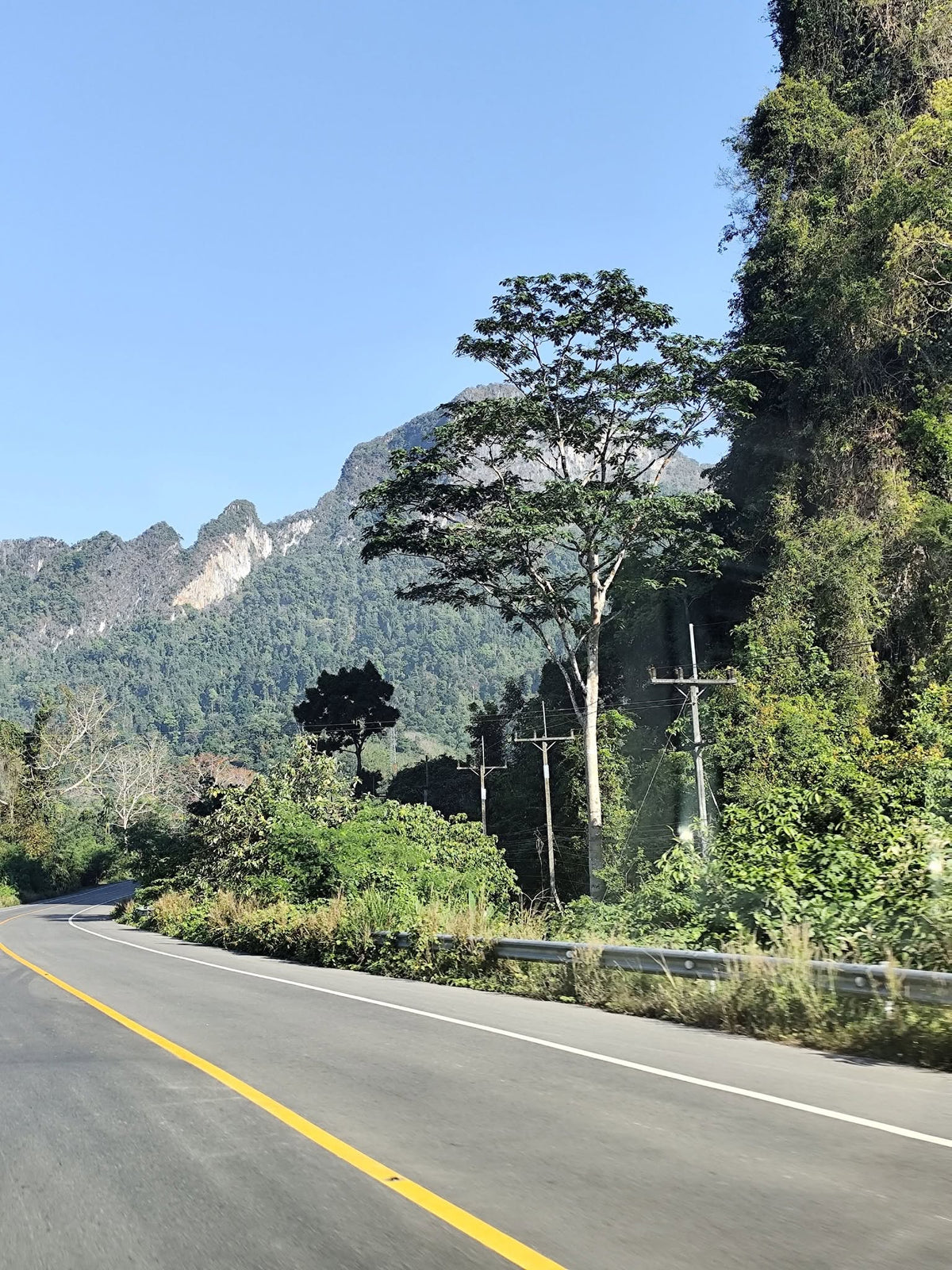 Thailand Premium Dschungel- & Küsten-Expedition (125cc)